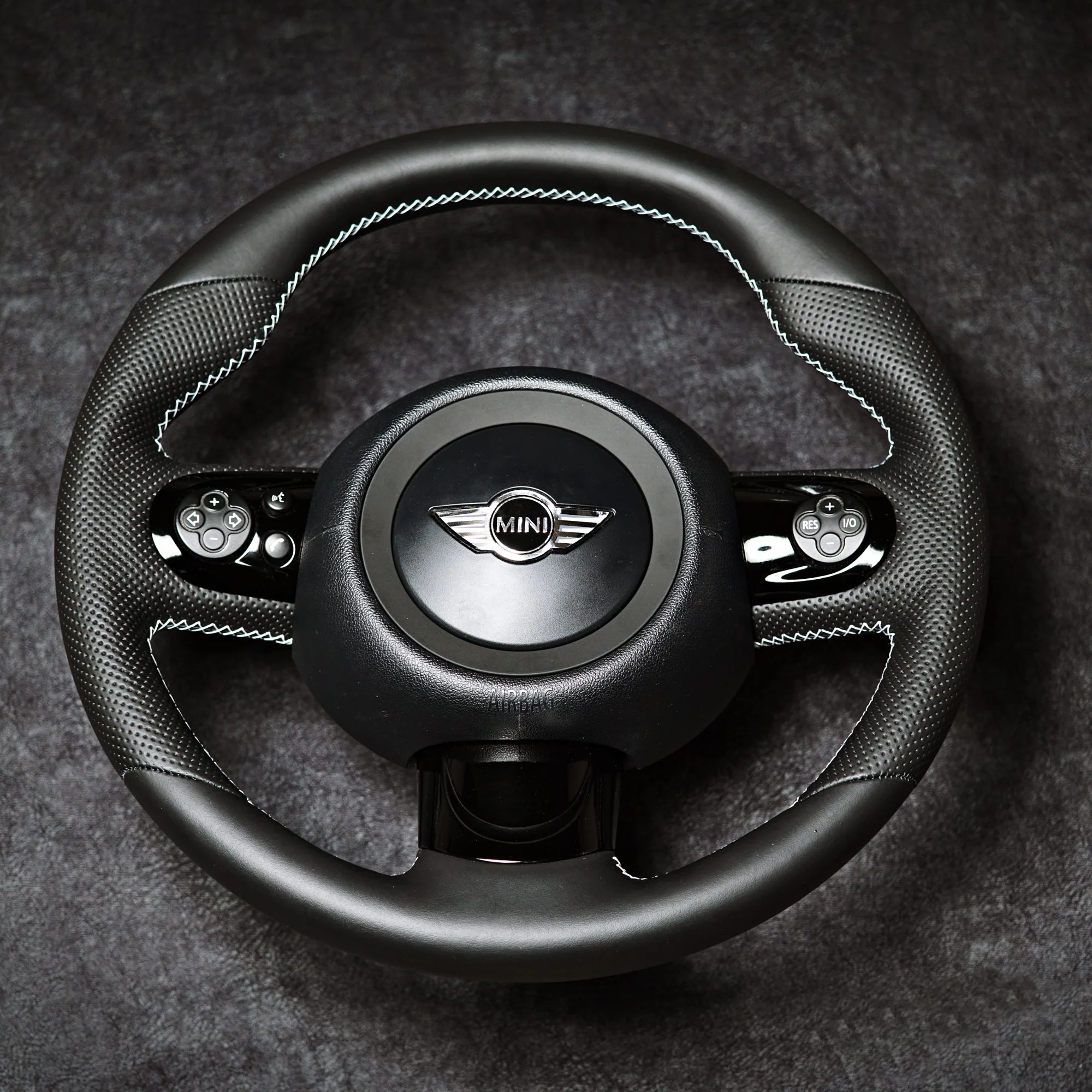 MINI | 2002 - (R5x/F5x & R60/F60) - Image 9